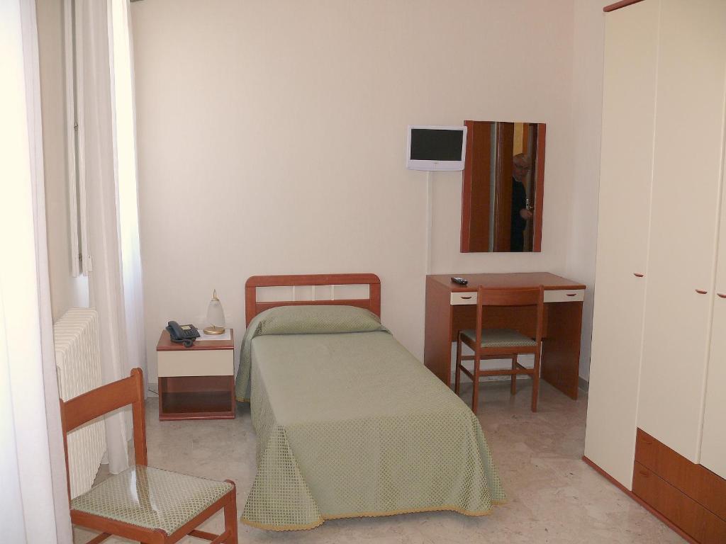 Albergo Casa Del Pellegrino Monte SantʼAngelo Rom bilde